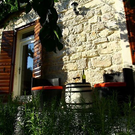 Old House Apartamento Sveti Filip i Jakov Exterior foto